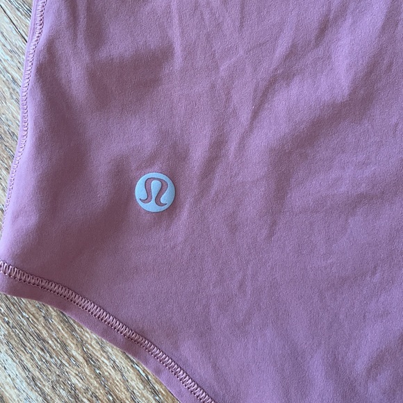 Lululemon Mix & Mesh Short Sleeve Tee - Picture 6 of 10